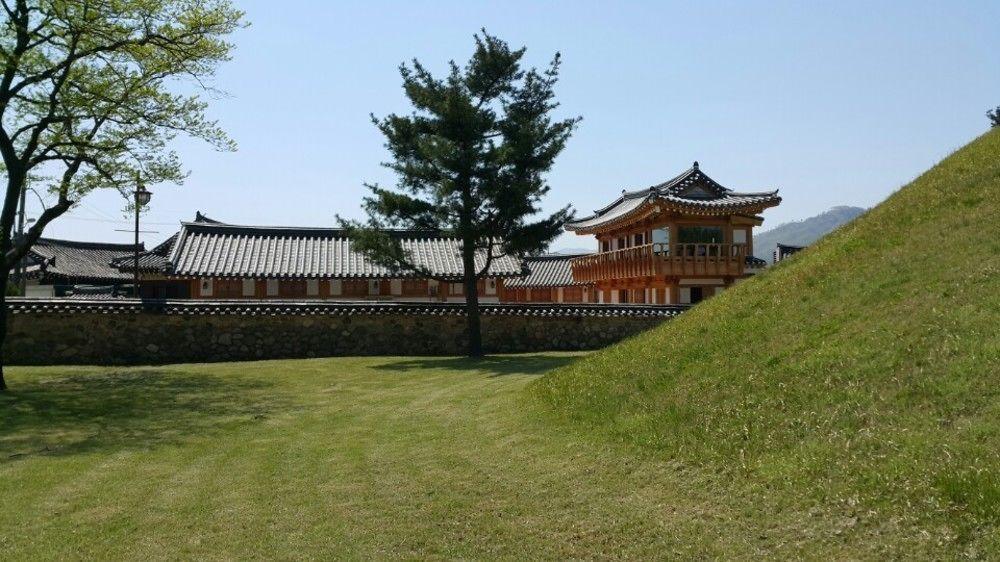 Happy Village Syeobul Guesthouse Gyeongju Exteriör bild