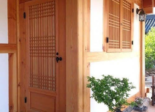 Happy Village Syeobul Guesthouse Gyeongju Exteriör bild